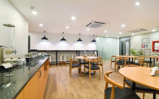 OYO Townhouse 174 Gandhipuram