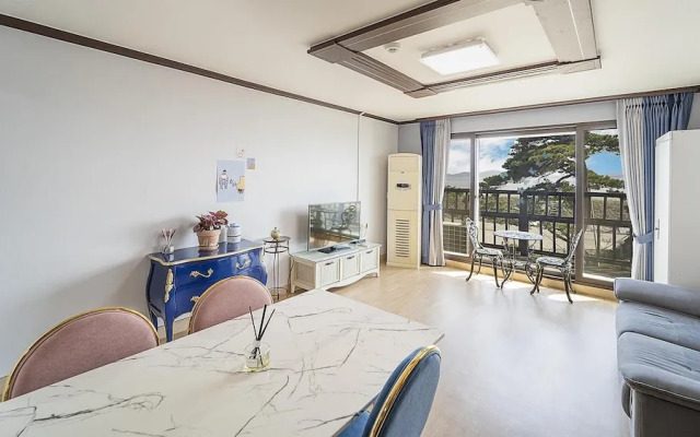 Ganghwa Pastel Pension