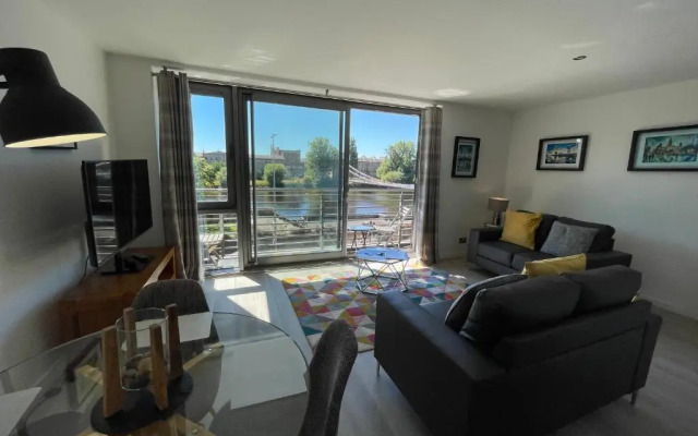 St Enoch Apartment