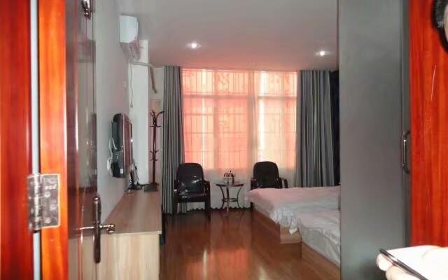 Junyi Business Inn