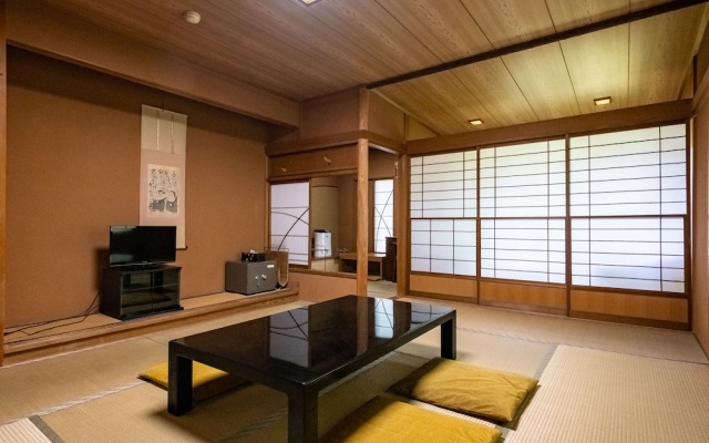 Nostalgic Japanese-style room 사진 4