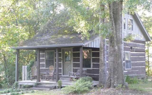 French Camp Bed and Breakfast