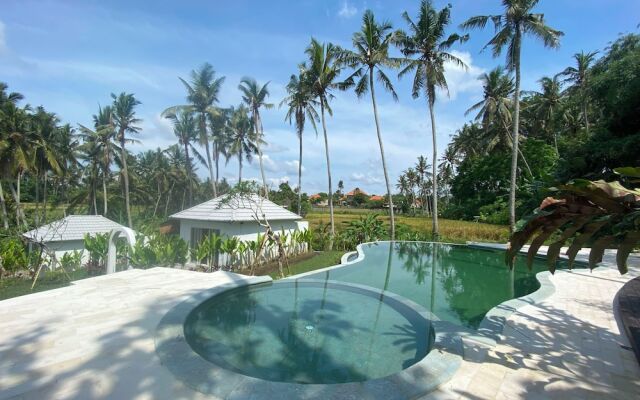Hot Stone Club Ubud