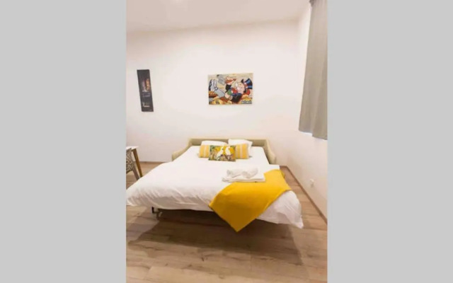 La cour du faubourg 3