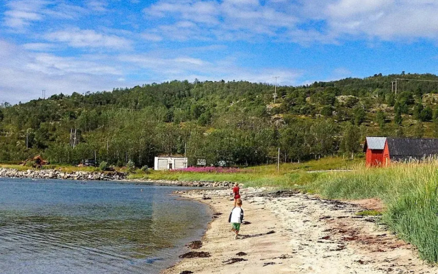 8 Person Holiday Home in Stonglandseidet