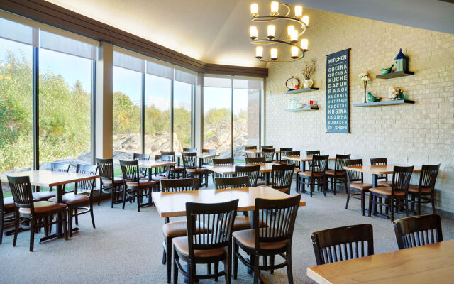 Travelway Inn Sudbury