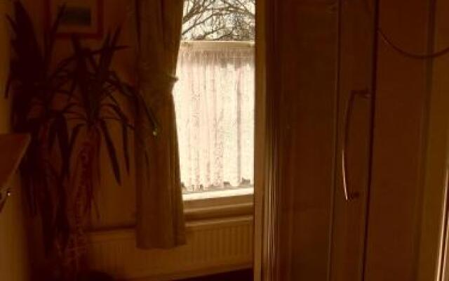 Earlsmere Guesthouse Hull