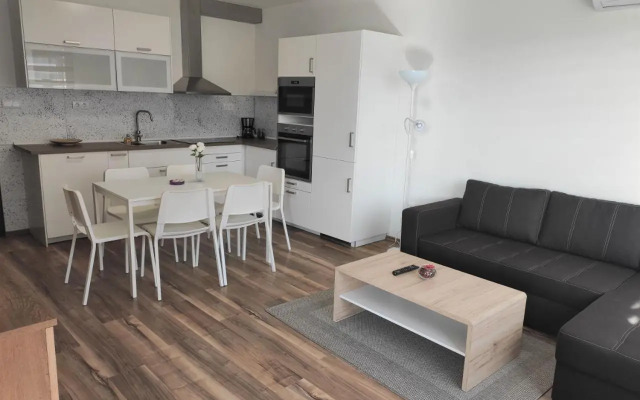 Hatvan Corner Apartments 2