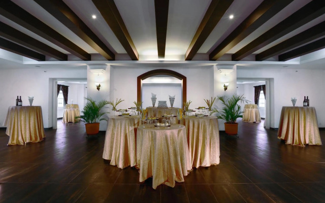 Grand Cityhall Hotel Medan