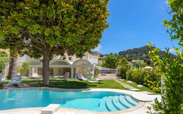 Pazziella Garden & Suites