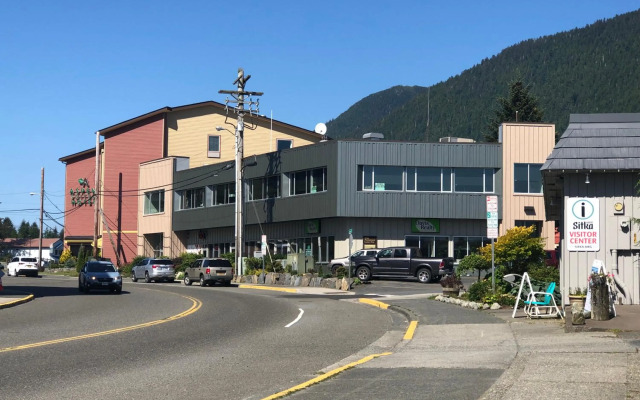 Aspen Suites Hotel Sitka