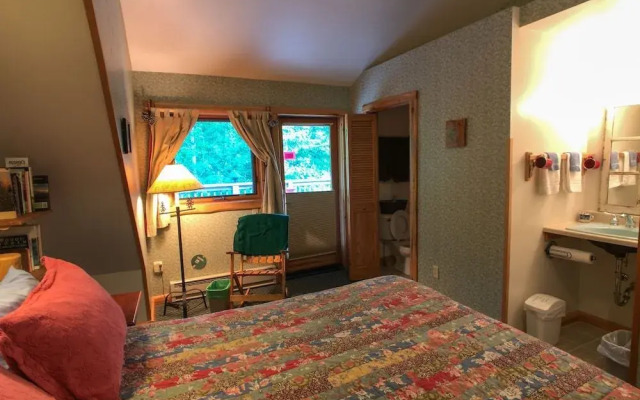 Blue Heron Bed and Breakfast