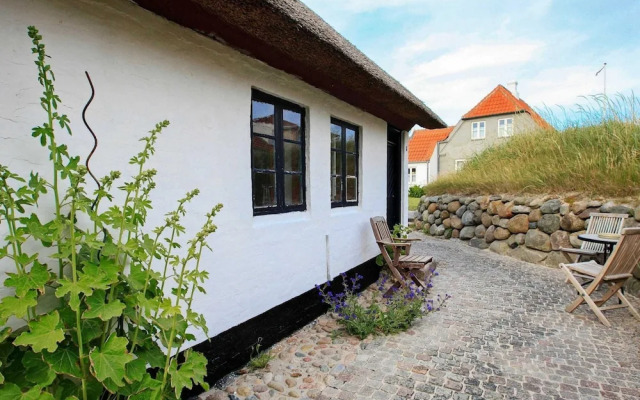 Rustic Holiday Home in Løkken near Sea