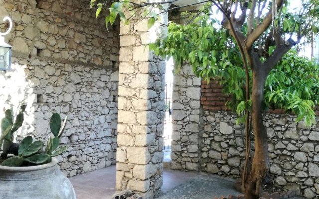 Villa La Rosa With 2 Bedrooms in Taormina, Wonderful sea View, Furnish