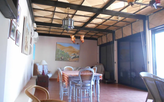 Cozy Marina PentHouse  Ref T32401