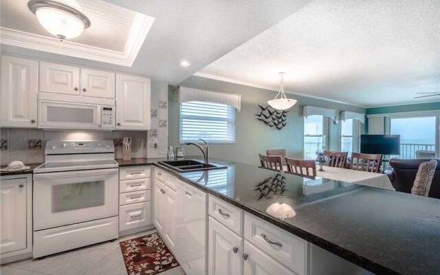 Pointe Condo 201 - Two Bedroom Condo