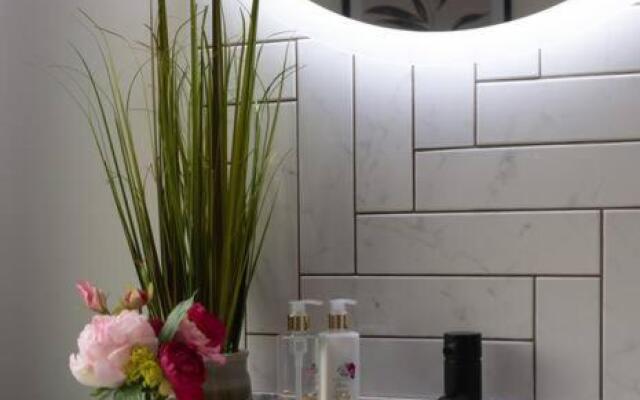 Escape 2 Unwind At The Parade Accommodates 10