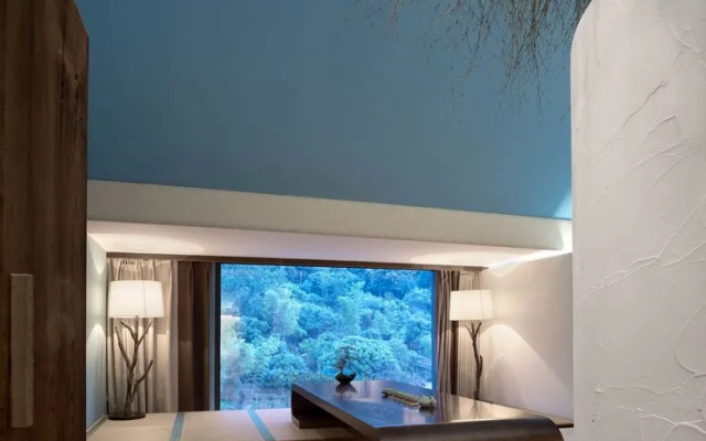 Solitude Art Inn