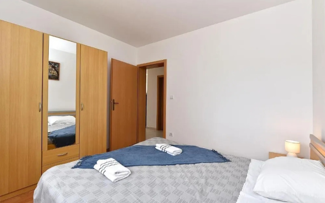 Bright Apartment in Medolino