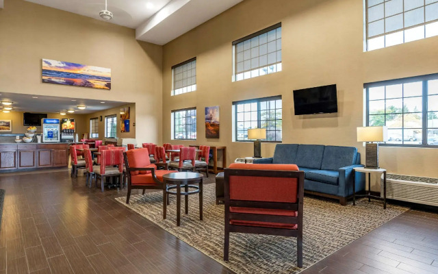 Comfort Inn Ludington near US-10