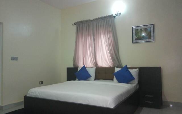 Orchid Suite & Apartment