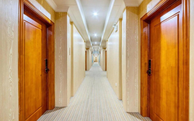 Yashe Apartment (Guangzhou Tianhe Passenger Terminal Store)