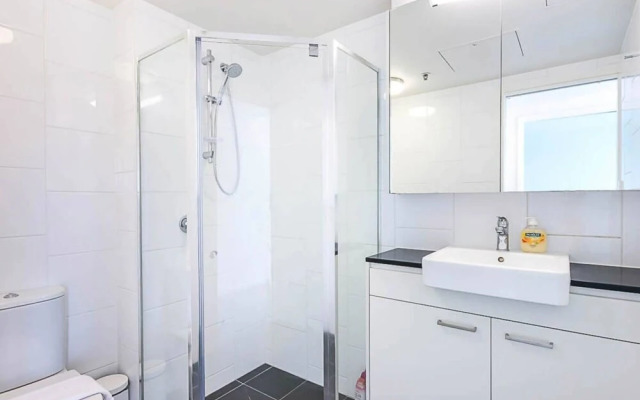 Modern Apartment Close to Brisbane CBD