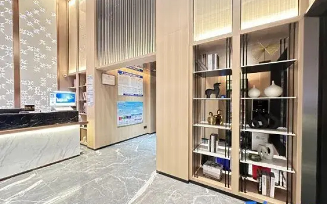 Guangzhou Xianle Select Hotel (Baiyun Avenue Beiyongtai Metro Station)