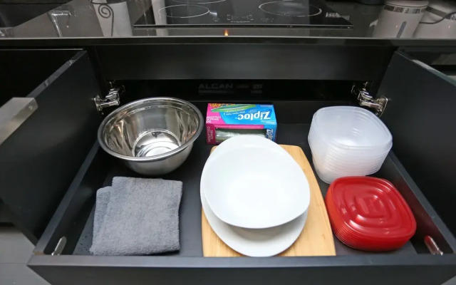 Marvelous 2 Bdrm in Downtown Toronto