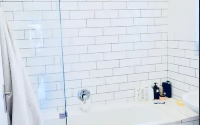 Cozy 1 Bedroom Apartment in Oranjezicht