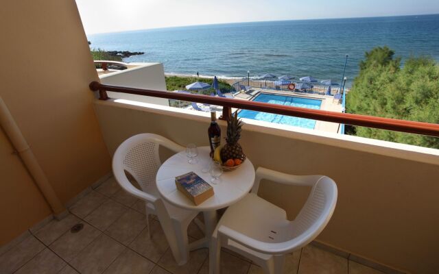 Danaos Beach Apartments