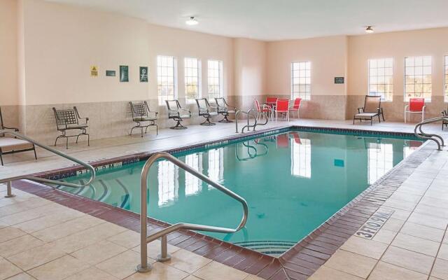 La Quinta Inn & Suites Glen Rose