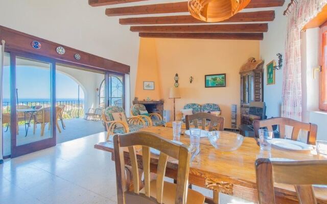 Villa Cucarres 2i