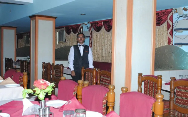 Hotel Pancharatna Paradise