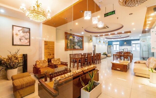Hoa Binh Hotel