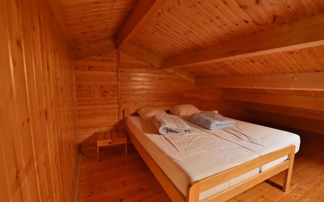 Recently Fully Renovated Chalet for 9 Persons