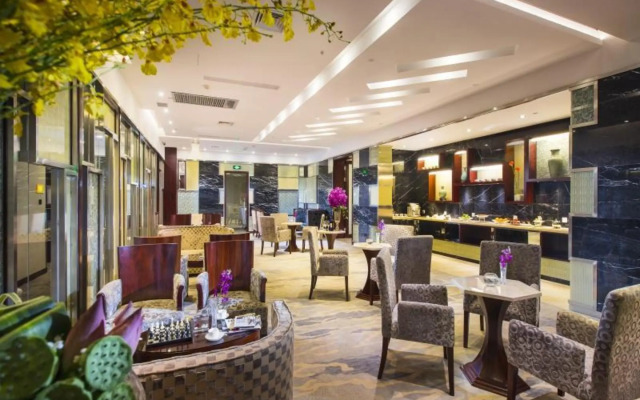 Huachen International Hotel