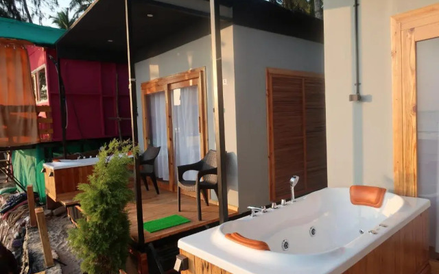 Enosh Palolem Residency
