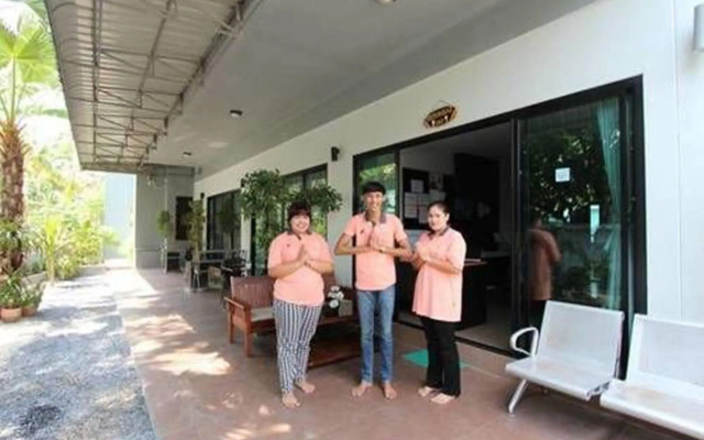Phi Phi Tonsai Place