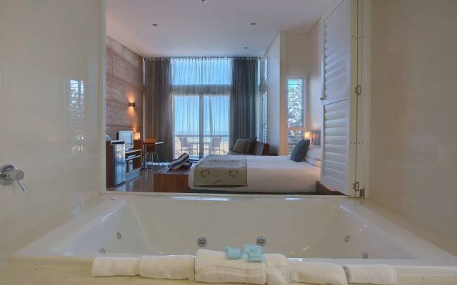 Mantarays Ningaloo Beach Resort