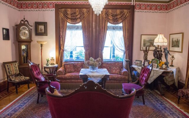 The Gables Bed and Breakfast Philadelphia
