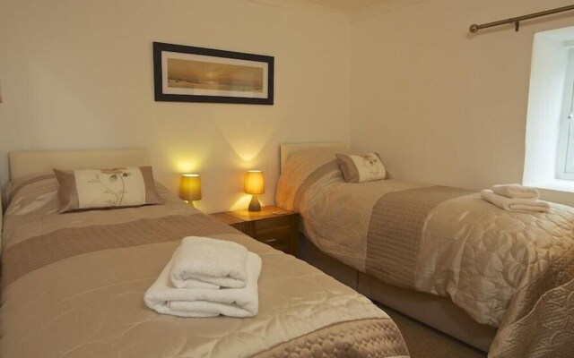 Seagrass, Thornlea Mews