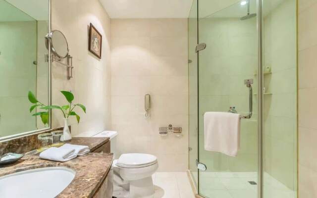 Days Hotel and Suites Jiaozuo