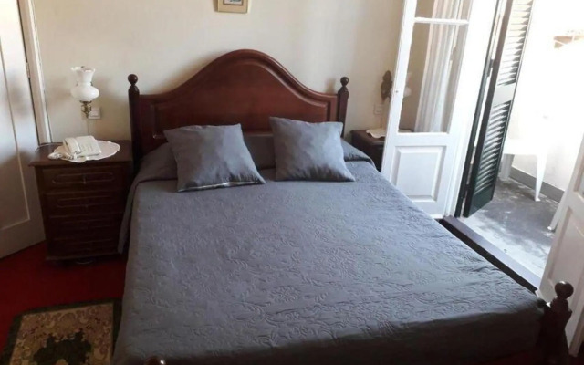 Pensão Residencial Mirasol