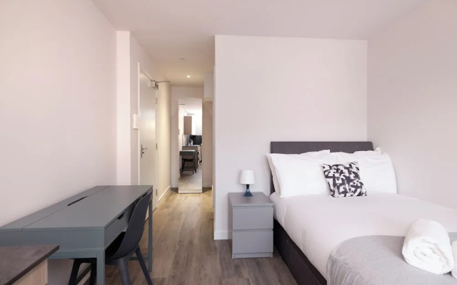 JOIVY Chic Studio near Holyrood Park