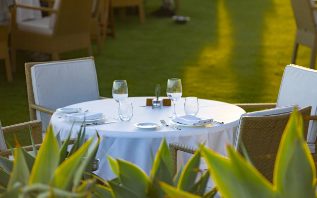 Las Dunas Grand Luxury Hotel