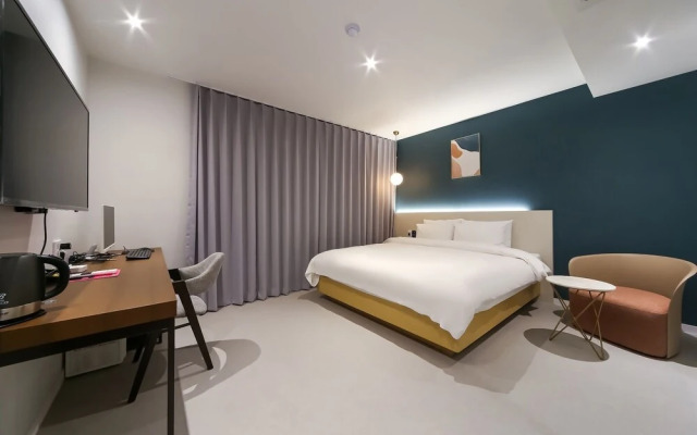 Busan Daeyeondong Hotel Bosco