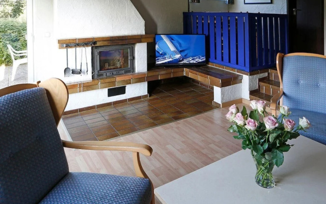 Landhaus-Wald-und-See-1