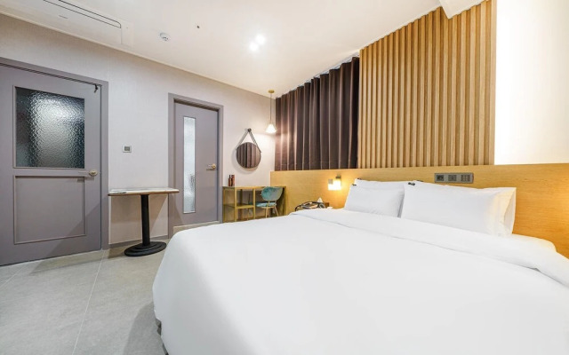 Ansan Grey Design
