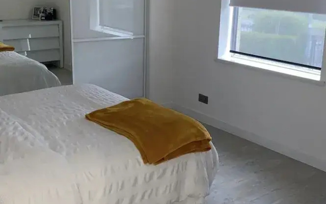 COP 26immaculate Newly Refurbished2 bed in Glasgow